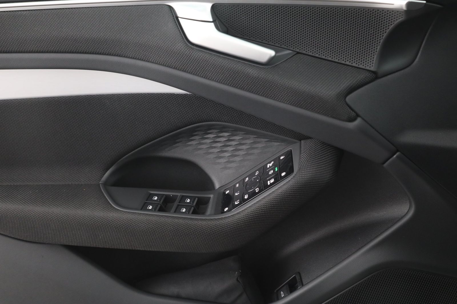 Audi A6 - Bild 17