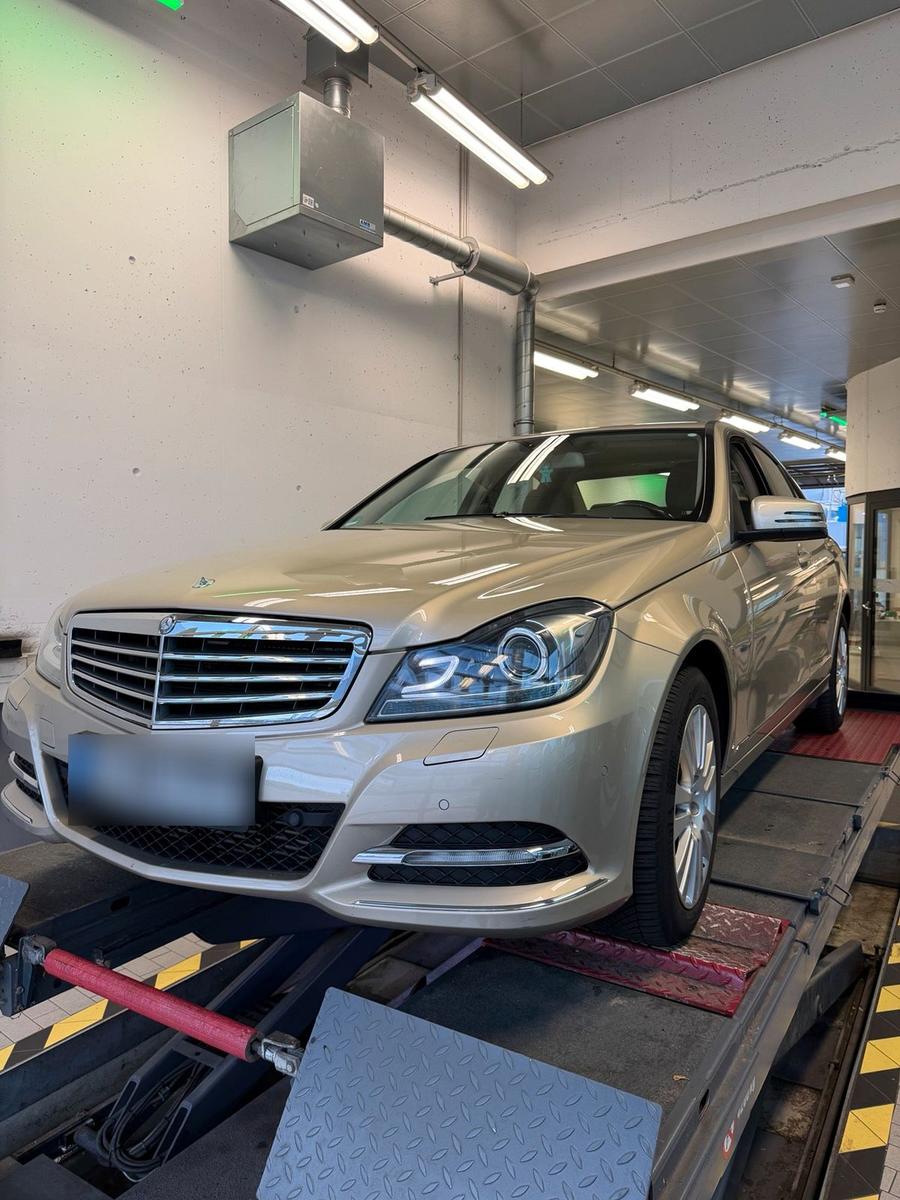 Mercedes-Benz C 250