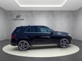 Mercedes-Benz GLE 350 d 4M Ambiente AMG AHK Leder - Mercedes-Benz GLE 350: Sportfahrwerk