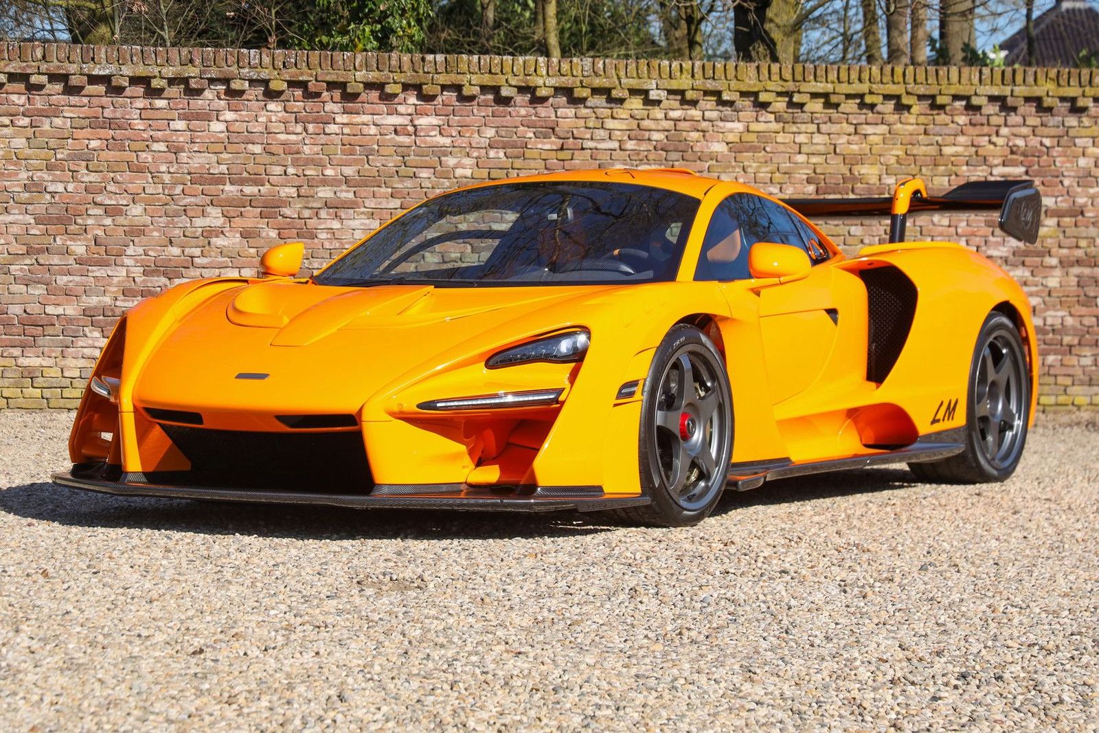 McLaren Senna LM "Papaya Orange with 727 kms" The tribut