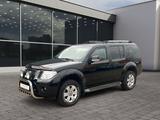 Nissan Pathfinder 2.5 dCi LE AHZV 3t Anhängelast BOSE K - Nissan Pathfinder: Le