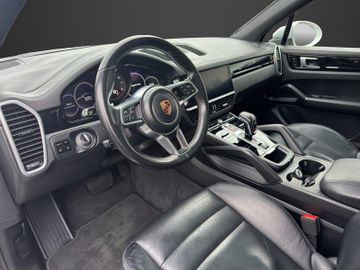 Porsche Cayenne - 12