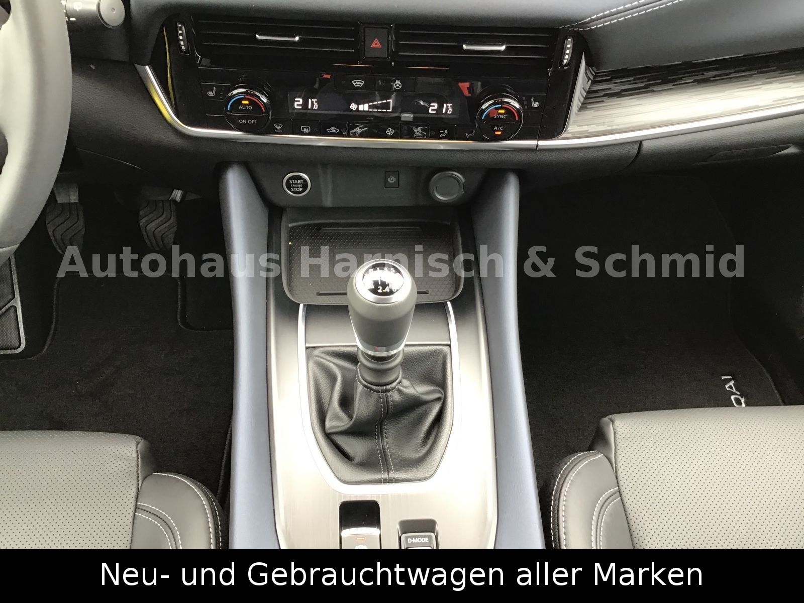Fahrzeugabbildung Nissan Qashqai 1.3 DIG-T MHEV 6MT -Tekna+-Vollausstat.