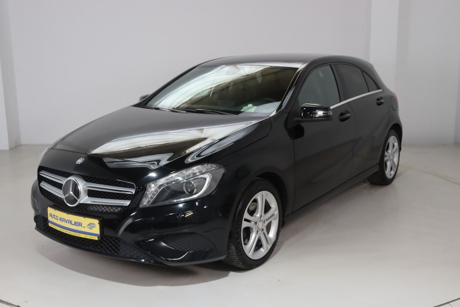 Fahrzeugabbildung Mercedes-Benz A 200 CDI * Bi-Xenon * Navi * Teilleder