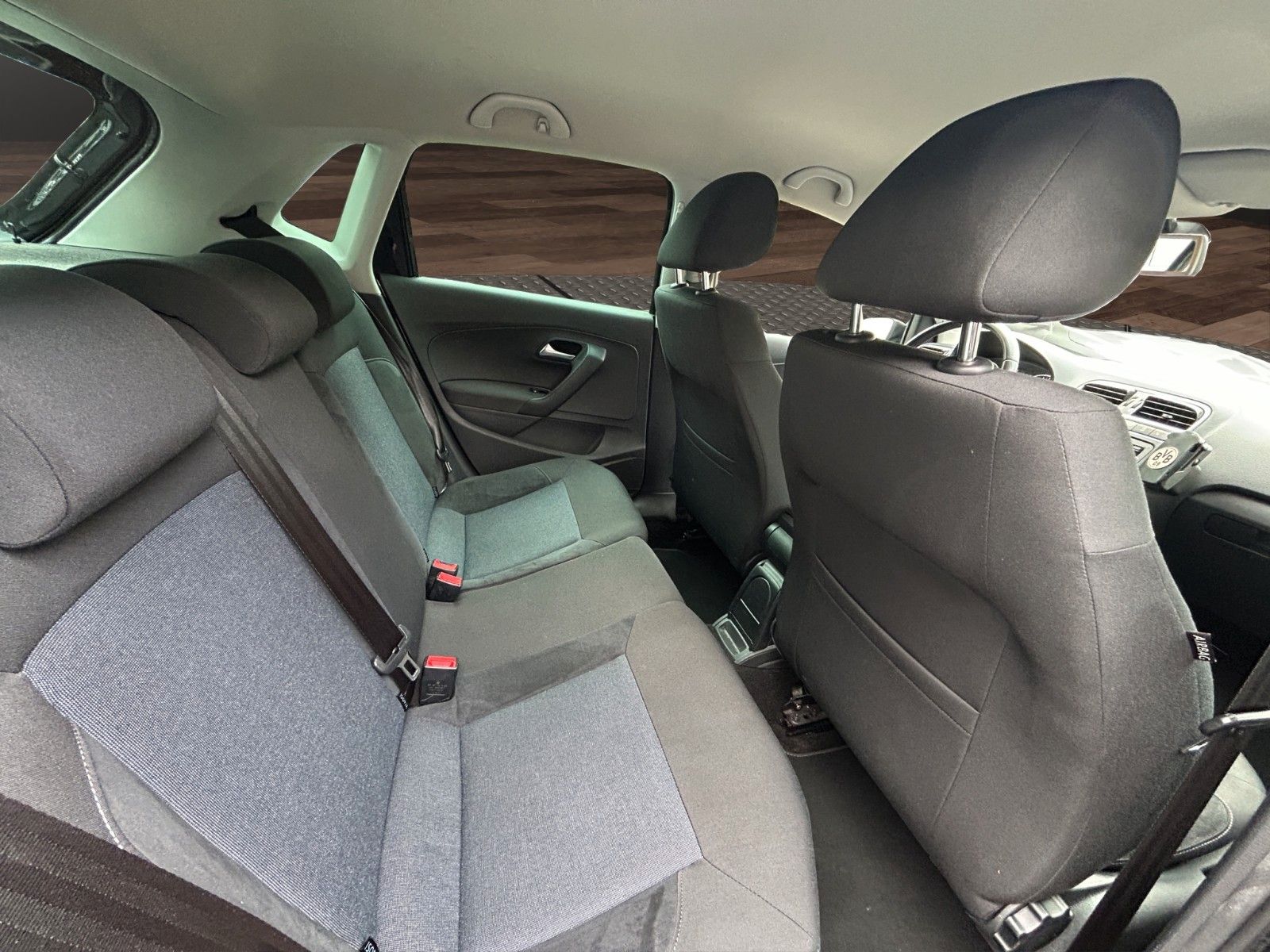 Fahrzeugabbildung Volkswagen Polo V Style BlueMotion/BMT