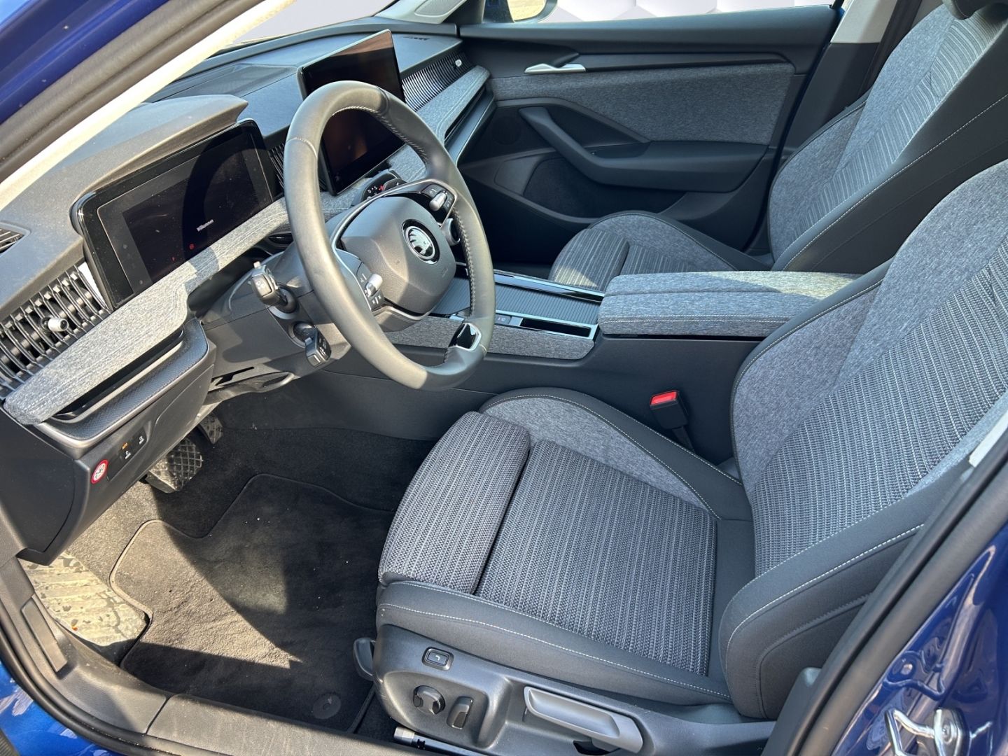 Superb Combi 2.0 TDI 110kW Selection 7 Gang DSG