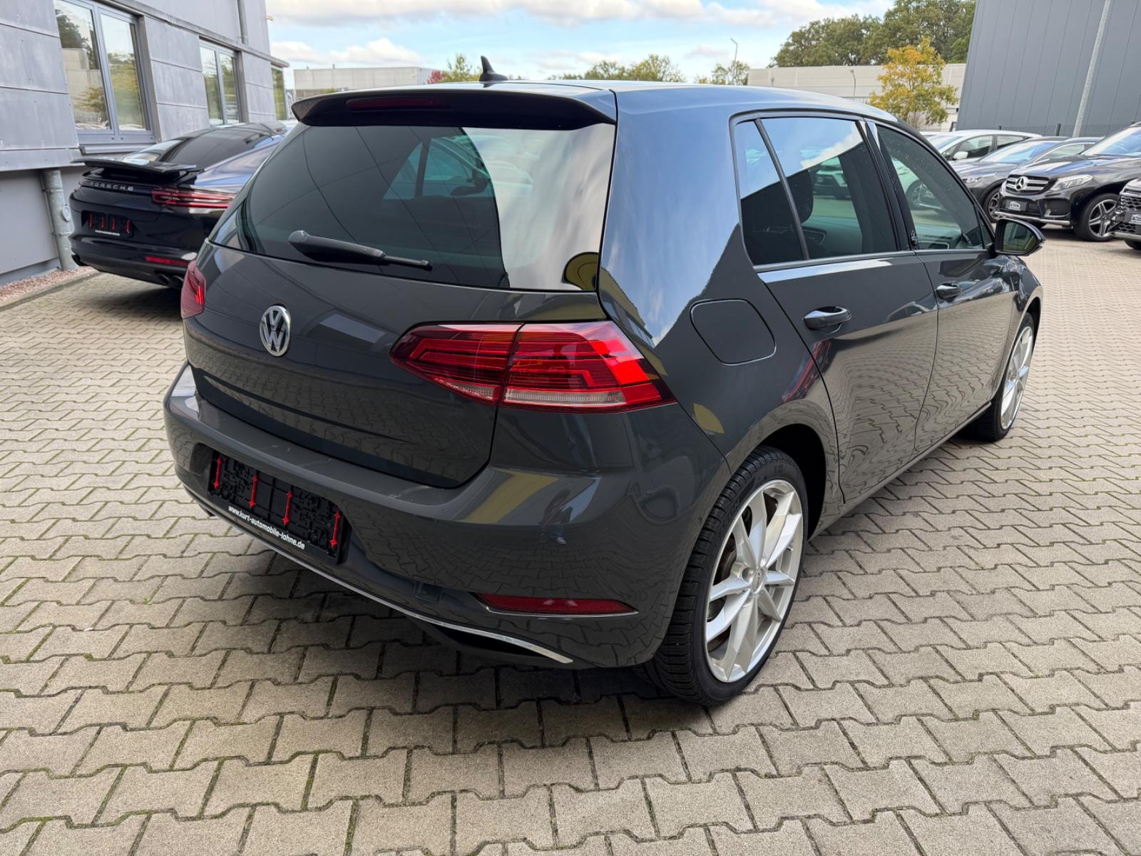 Volkswagen Golf VII Lim. Sound/ACC/AUTOMATIK/SHZ/NAVI/