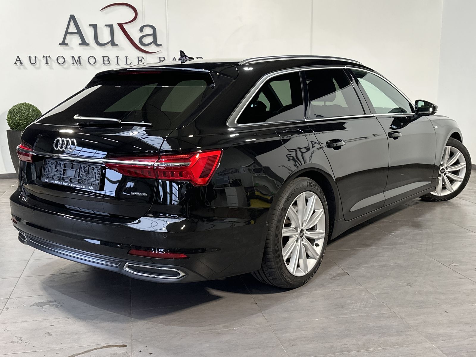 Fahrzeugabbildung Audi A6 Avant 50 TFSI e Quattro S-Line NAV+LED+AHK+VC