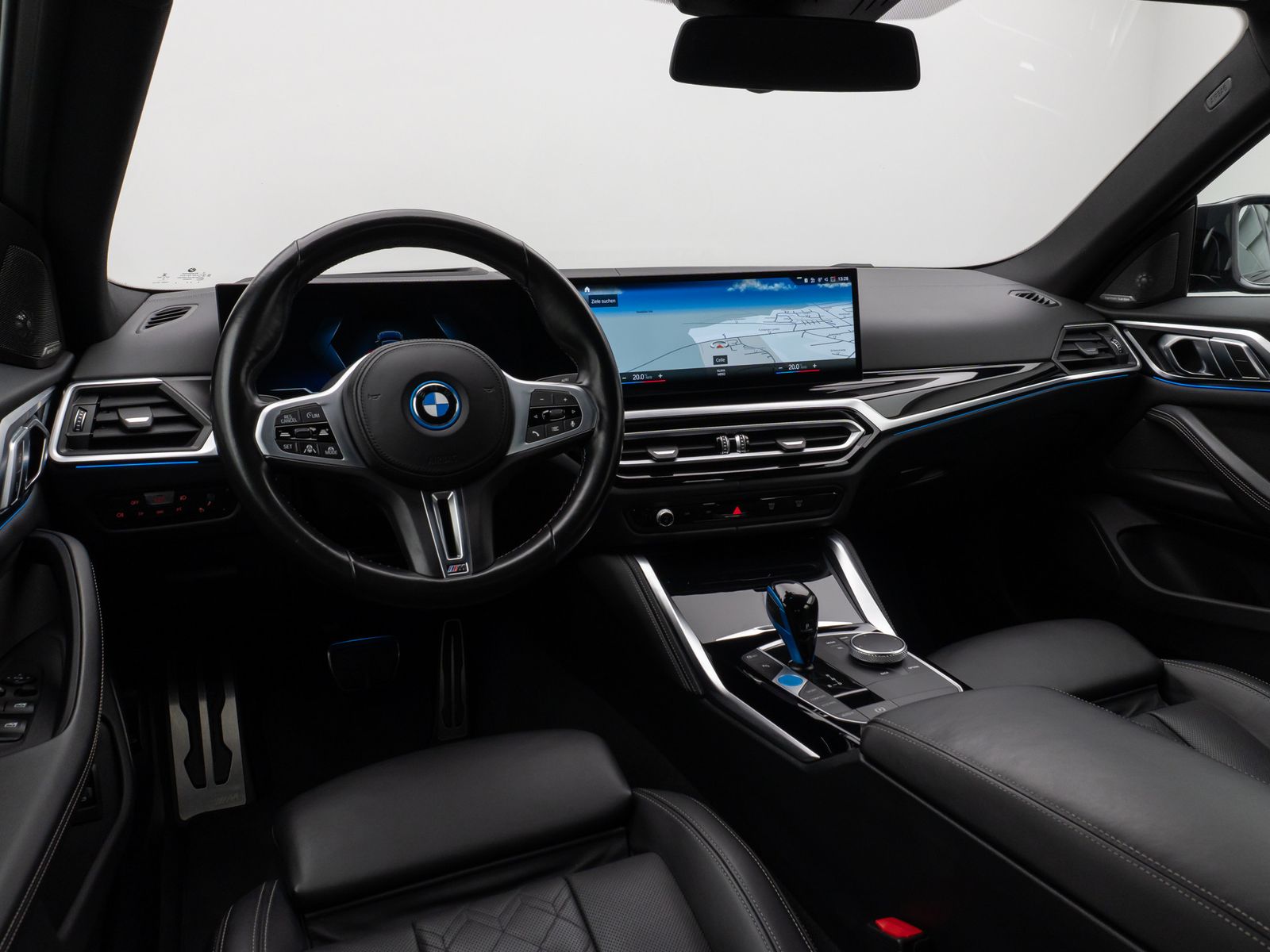 Fahrzeugabbildung BMW i4 M50 Gran Coupé Kamera Laser H/K HUD ACC AHK