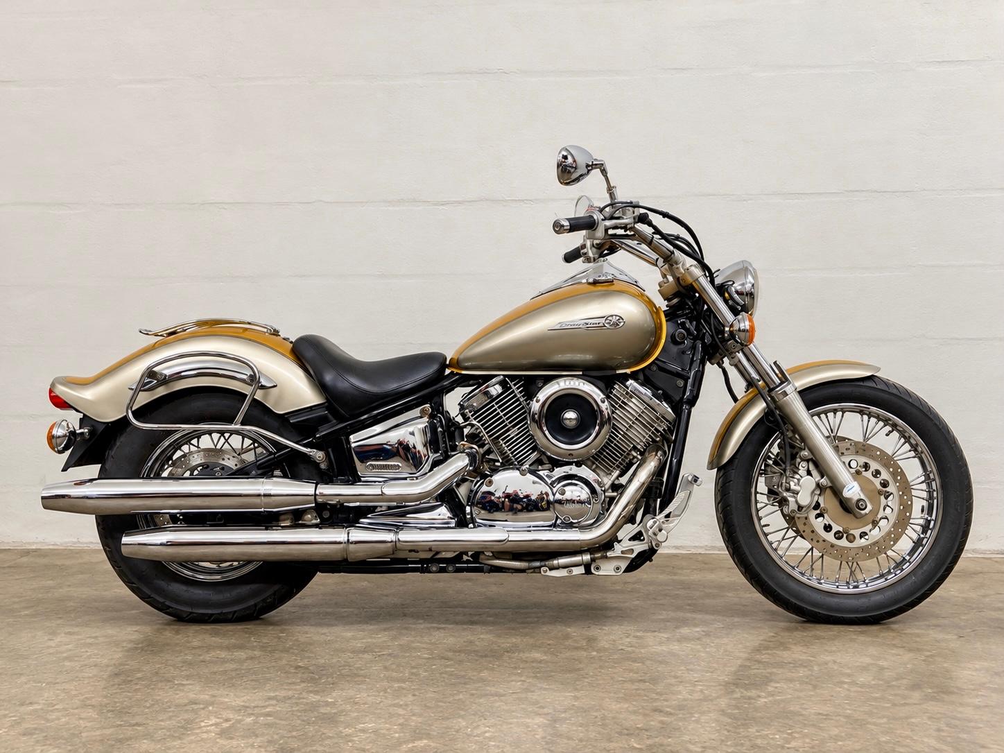 Yamaha XVS 1100 Drag Star aus 1. Hand
