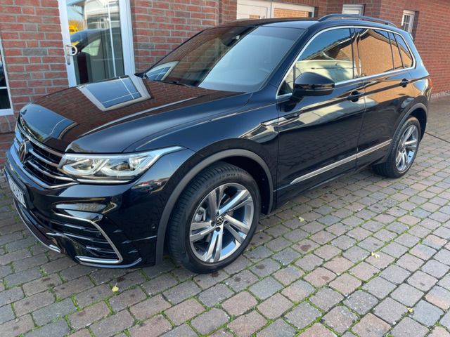 Volkswagen Tiguan R-Line 4Motion 200ps AHK LED Panorama