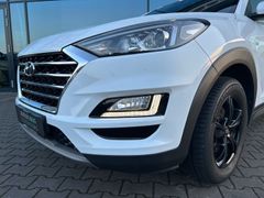 Fahrzeugabbildung Hyundai Tucson 1.6 CRDi *AHK*NAVI*KAMERA*LED*1.Hd.*