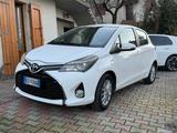 Toyota Yaris 1.4 D-4D 5 porte Lounge 05/2015 - Toyota Yaris Lounge mit Diesel-Antrieb