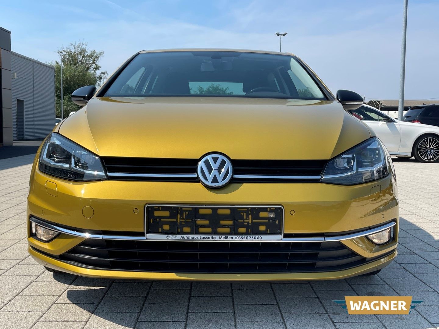 Fahrzeugabbildung Volkswagen Golf VII R-Line Comfortline  BMT 1.4 TSI