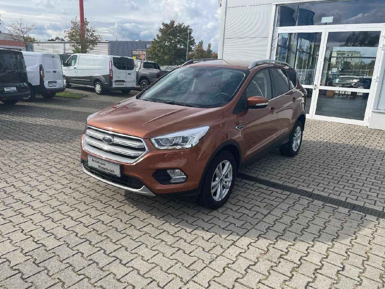 Fahrzeugabbildung Ford Kuga Winterpaket, Navi, Klimaautom.