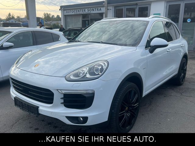 Porsche Cayenne Diesel*Panor.*Kamera*Luftfahrwerk