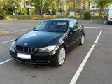 BMW Bmw e90 325d keyless go/apple carplay - BMW 325 aus 2007: 325d