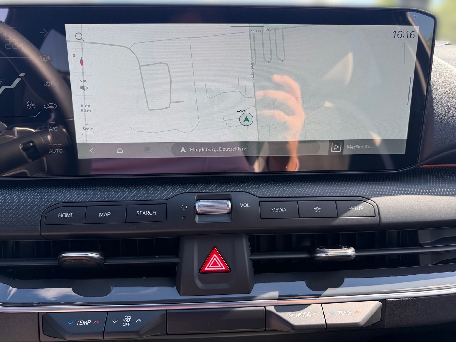 Fahrzeugabbildung Kia K4 SW 1.6T 180 DCT GTL DWP+ SZ SD 18