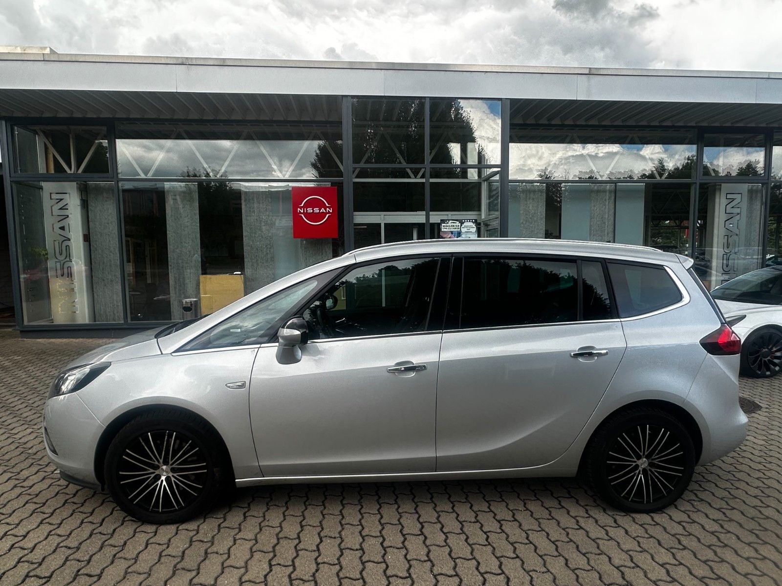 Fahrzeugabbildung Opel Zafira C Tourer Autom. /Klimaaut /Fahrradträger