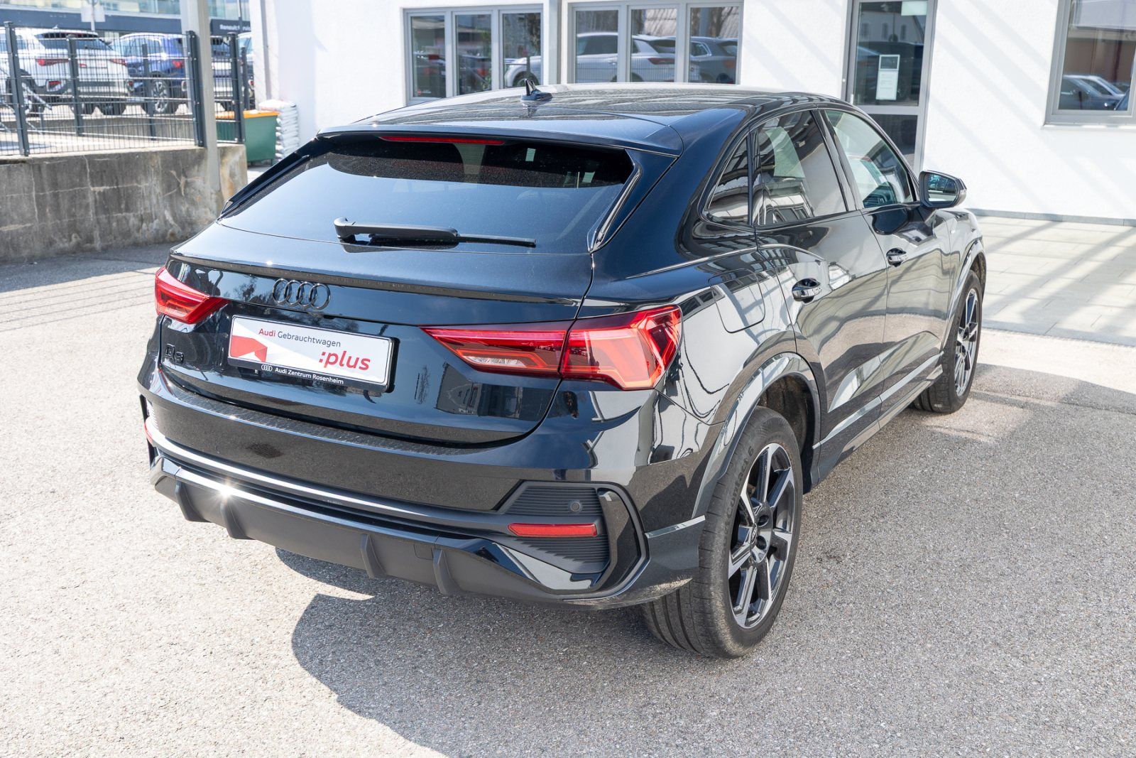 Audi Q3 Sportback S line 45 TFSI e S tr.(AHK,LED,Navi foto 3