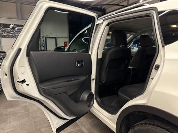 MYAUTOCENTER – Gebraucht- und Jahreswagen mit Werkstattservice in Pfaffenhofen Nissan Qashqai I-Way 4X4 *Klima*Kamera*Panorama*Navi*