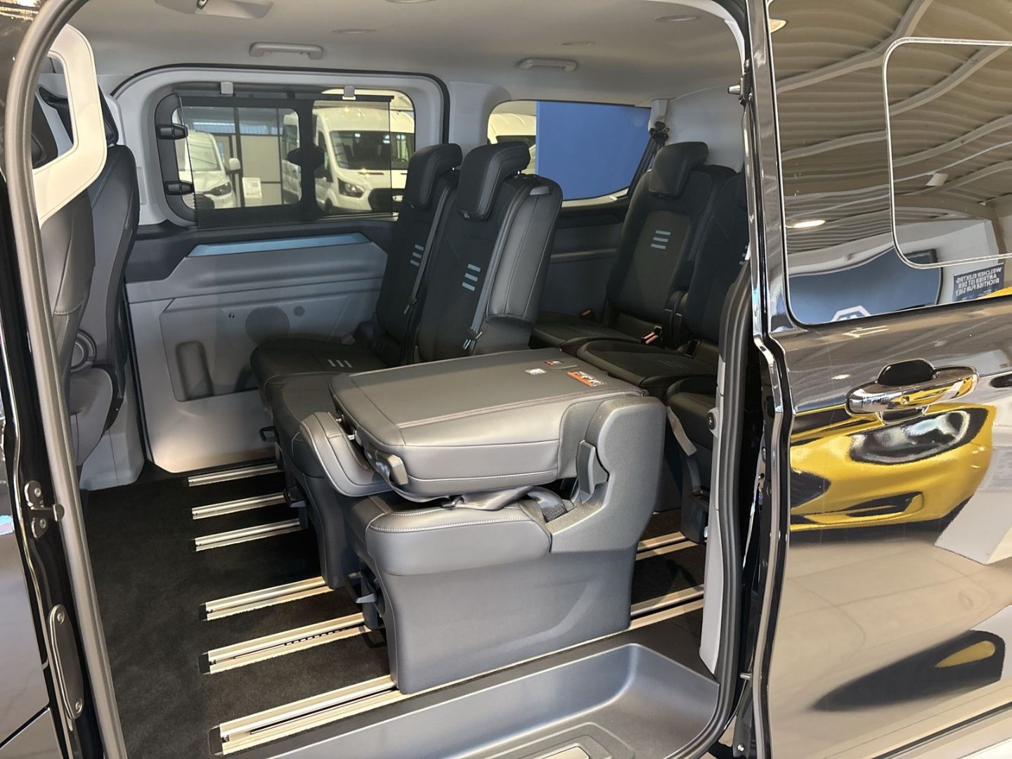 Ford Tourneo Custom - Bild 15