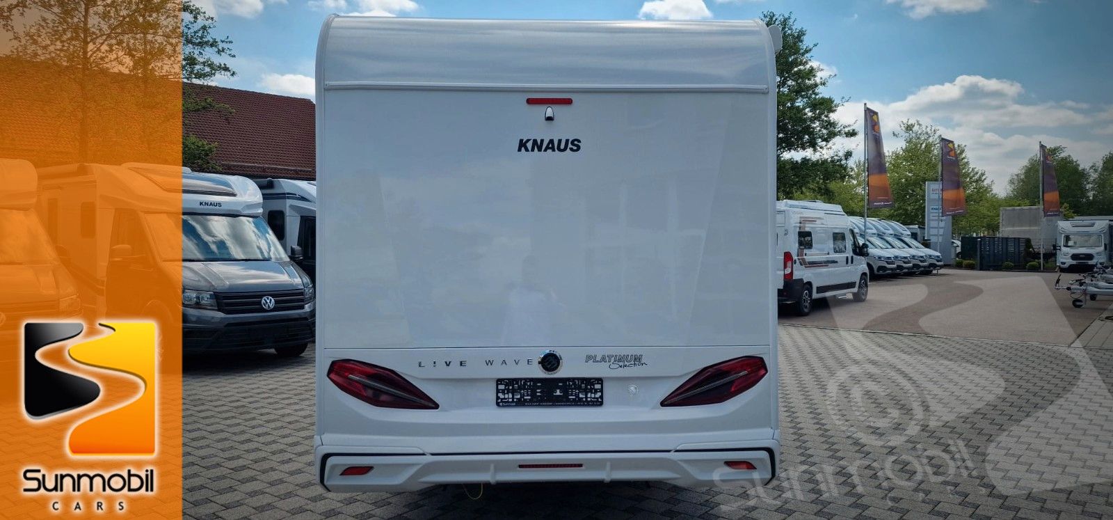Fahrzeugabbildung Knaus Live Wave 650 MF Platinum Selection 180 PS Auto