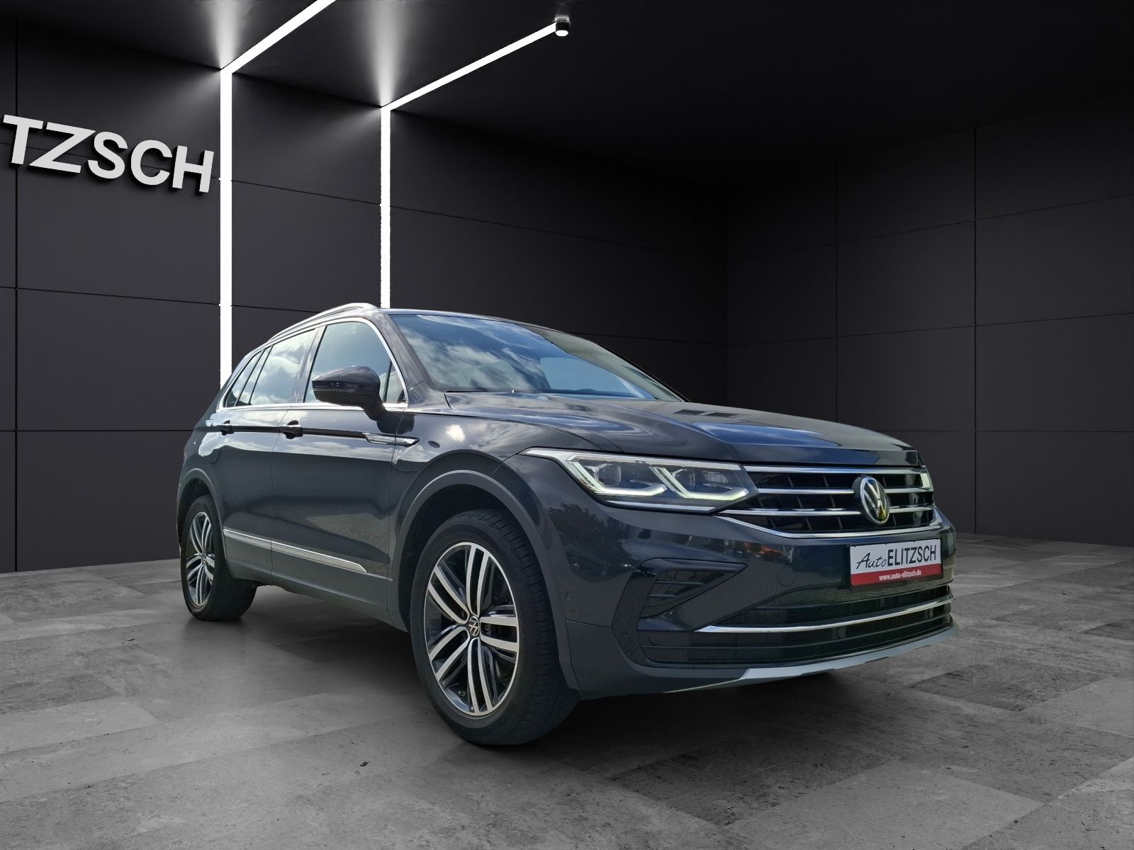 Fahrzeugabbildung Volkswagen Tiguan TDI Elegance DSG 4Mo Matrix AHK Navi AIF´