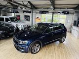 Volkswagen Tiguan R-Line DSG 4Motion*ACC*360°KAM*AHK*LED* - VW Tiguan Gebrauchtwagen in Wuppertal