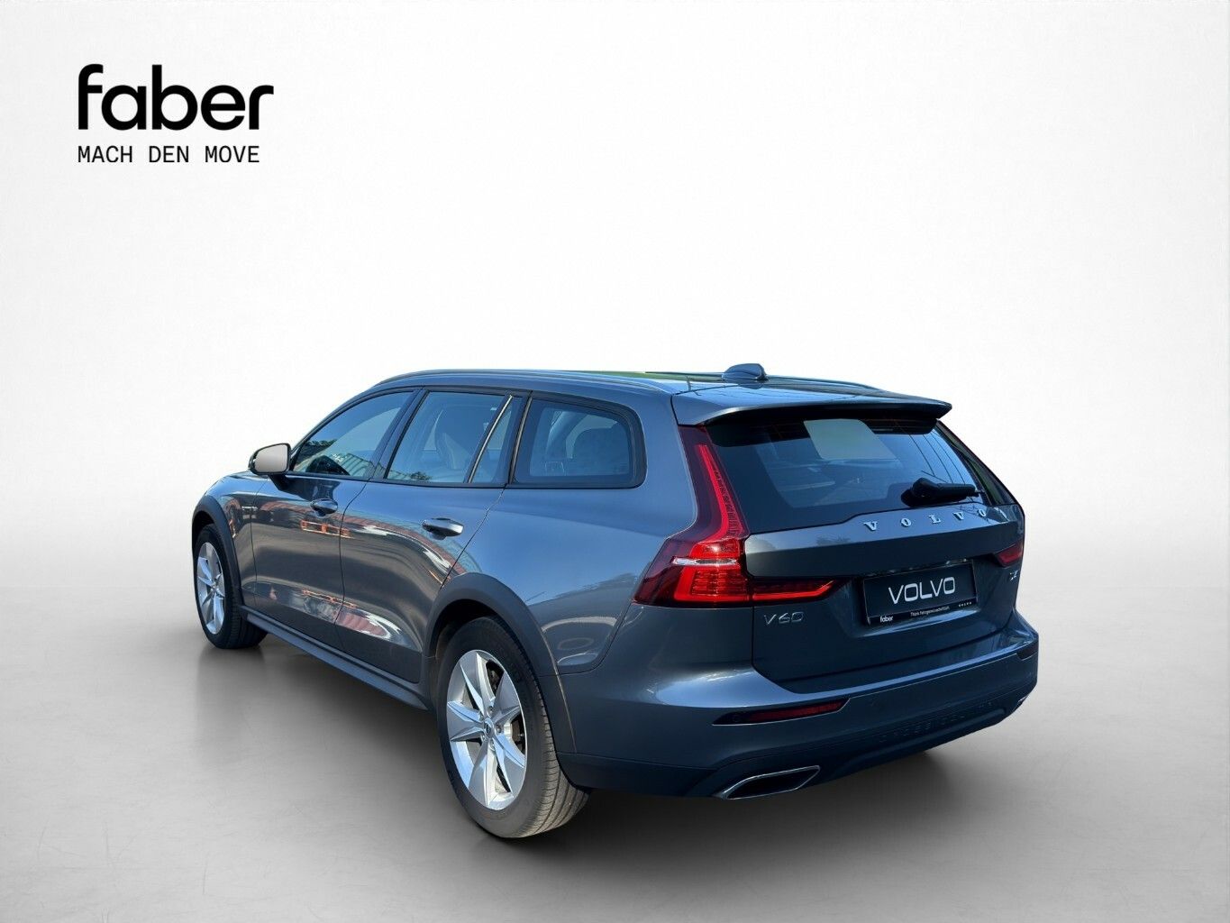 Volvo V60 Cross Country D4 Diesel AWD Pro foto 3