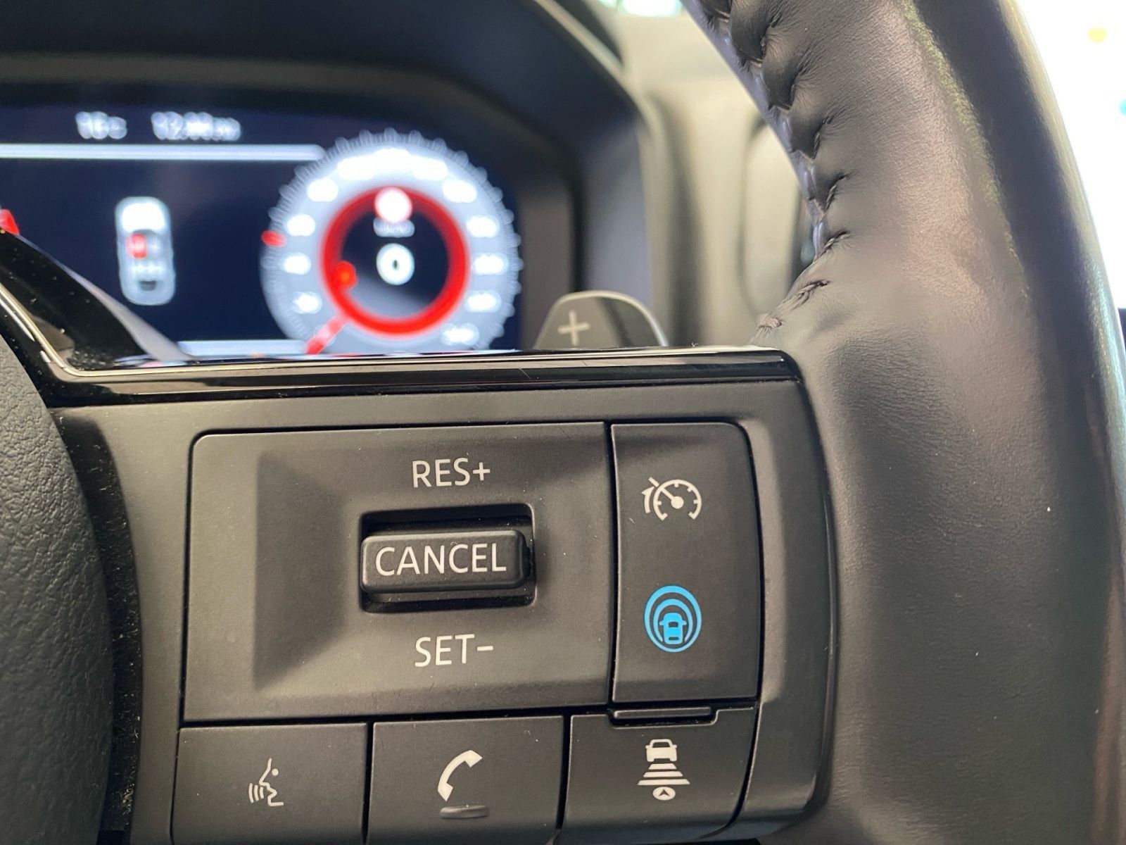 Fahrzeugabbildung Nissan Qashqai 1.3 DIG-T Automatik N-Connecta *AHK*
