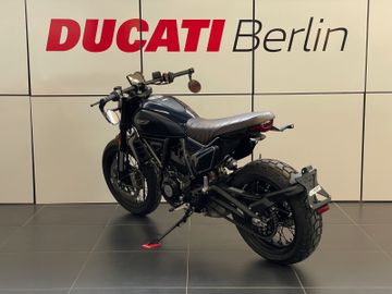 Ducati Scrambler 800 Nightshift +1.000€ Zubehör