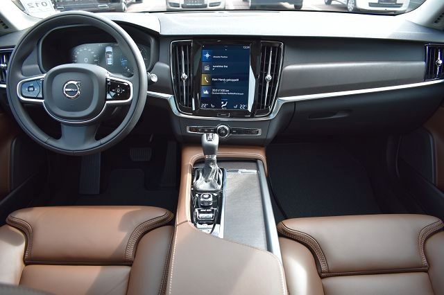 Fahrzeugabbildung Volvo V90 Cross Country D5 AWD Pro*STDHZG*PANO*RFK*