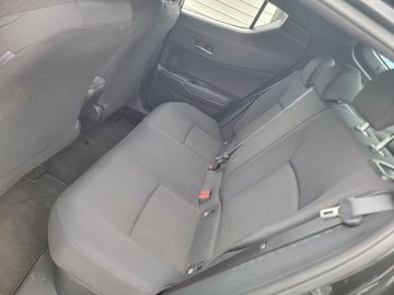 Toyota C-HR - 11