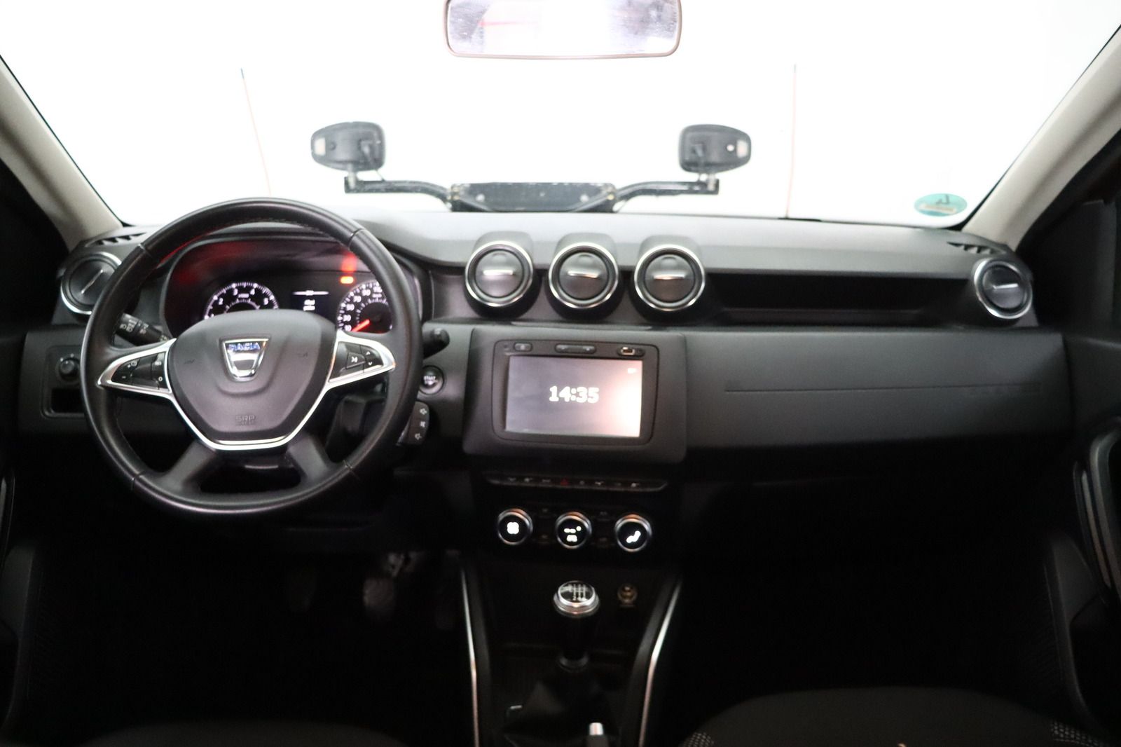 Fahrzeugabbildung Dacia Duster Prestige WINTERDIENST 4x4 * RFK * AHK