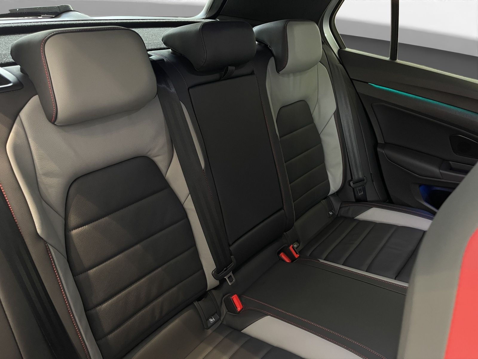 Volkswagen Golf - Bild 17