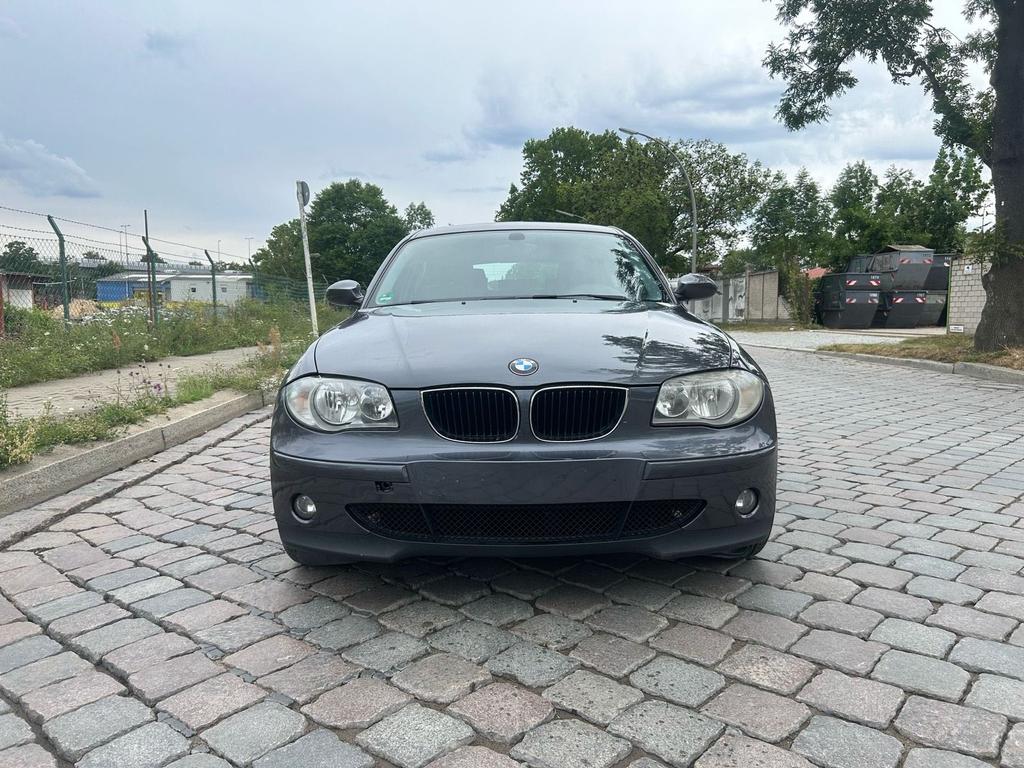 BMW 120