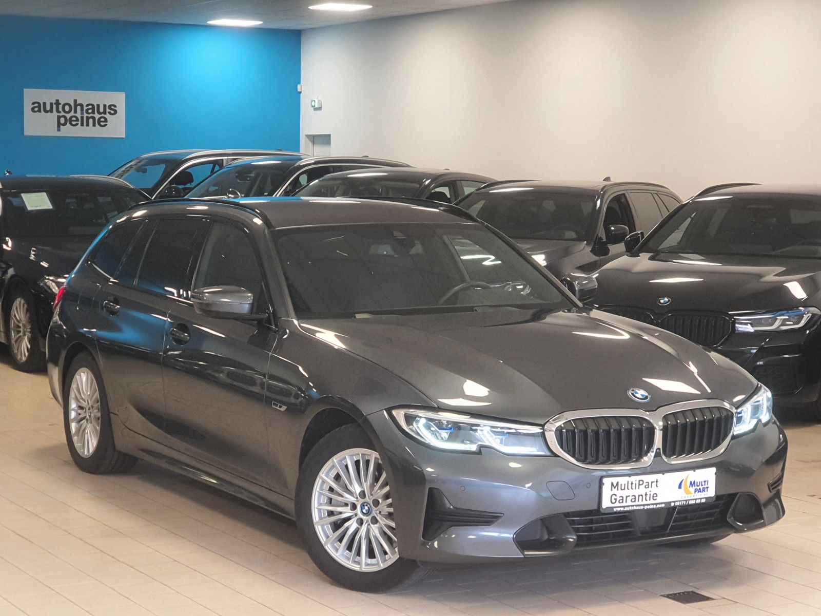BMW 330e Sport Line HUD/Laser/Park&amp;Driv&amp;Fern/Stop&amp;Go