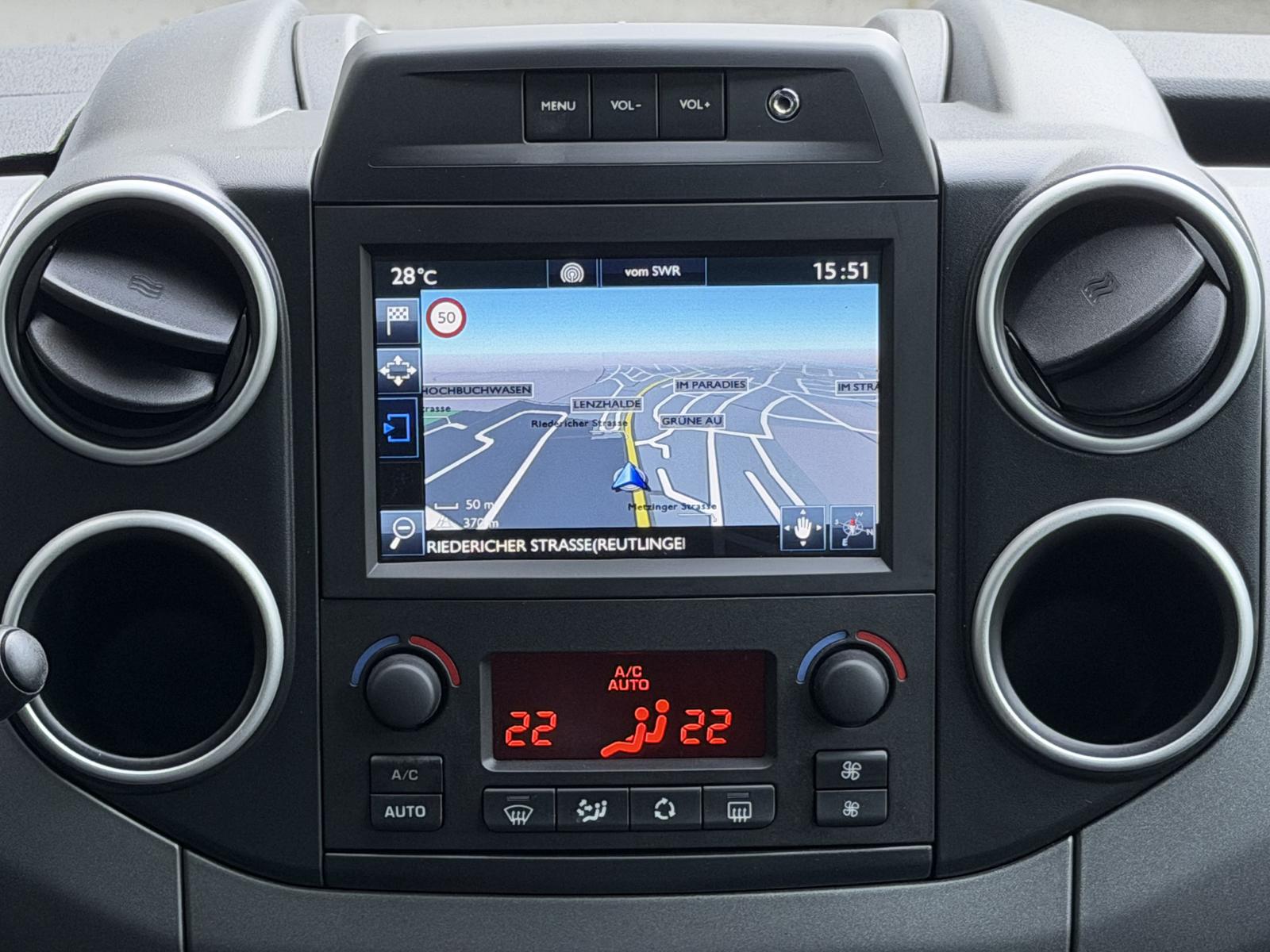 Peugeot Partner Allure Navi Kamera Tempomat Sitzheizung