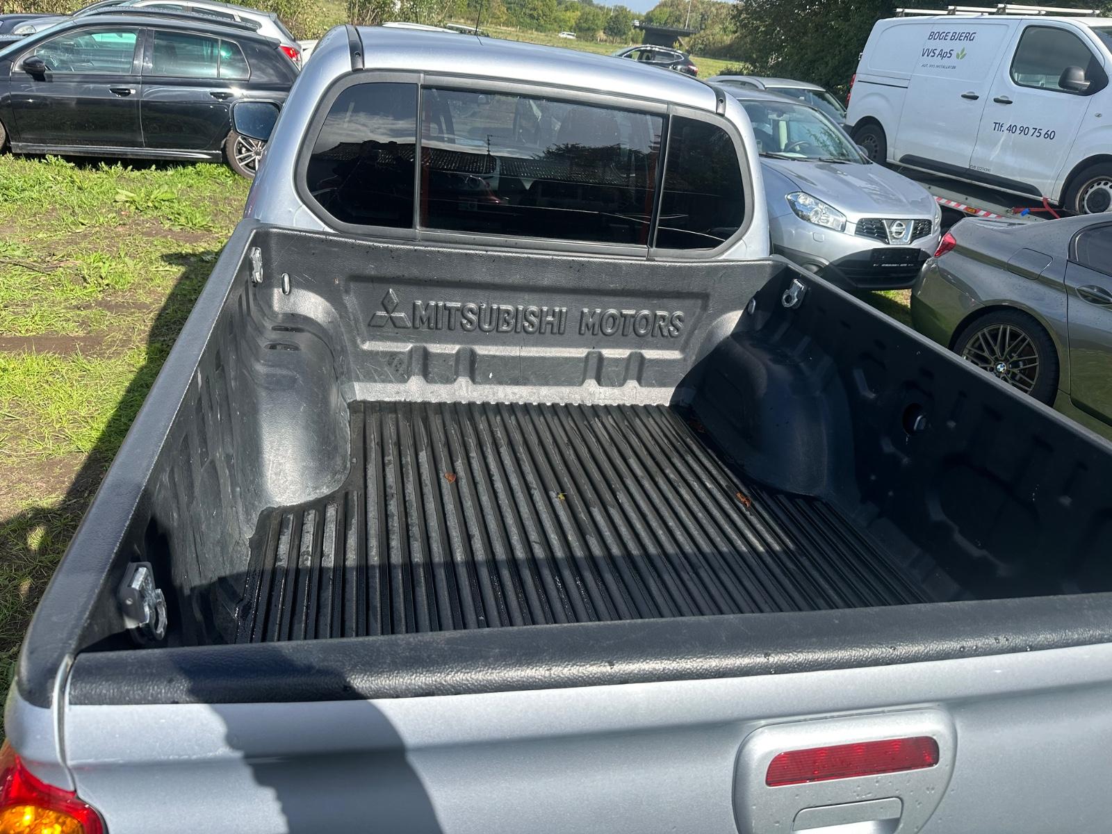 MITSUBISHI L200 2.5DI-D DOBBELT CAB 4WD | 178 ch | 4X4 | BVM