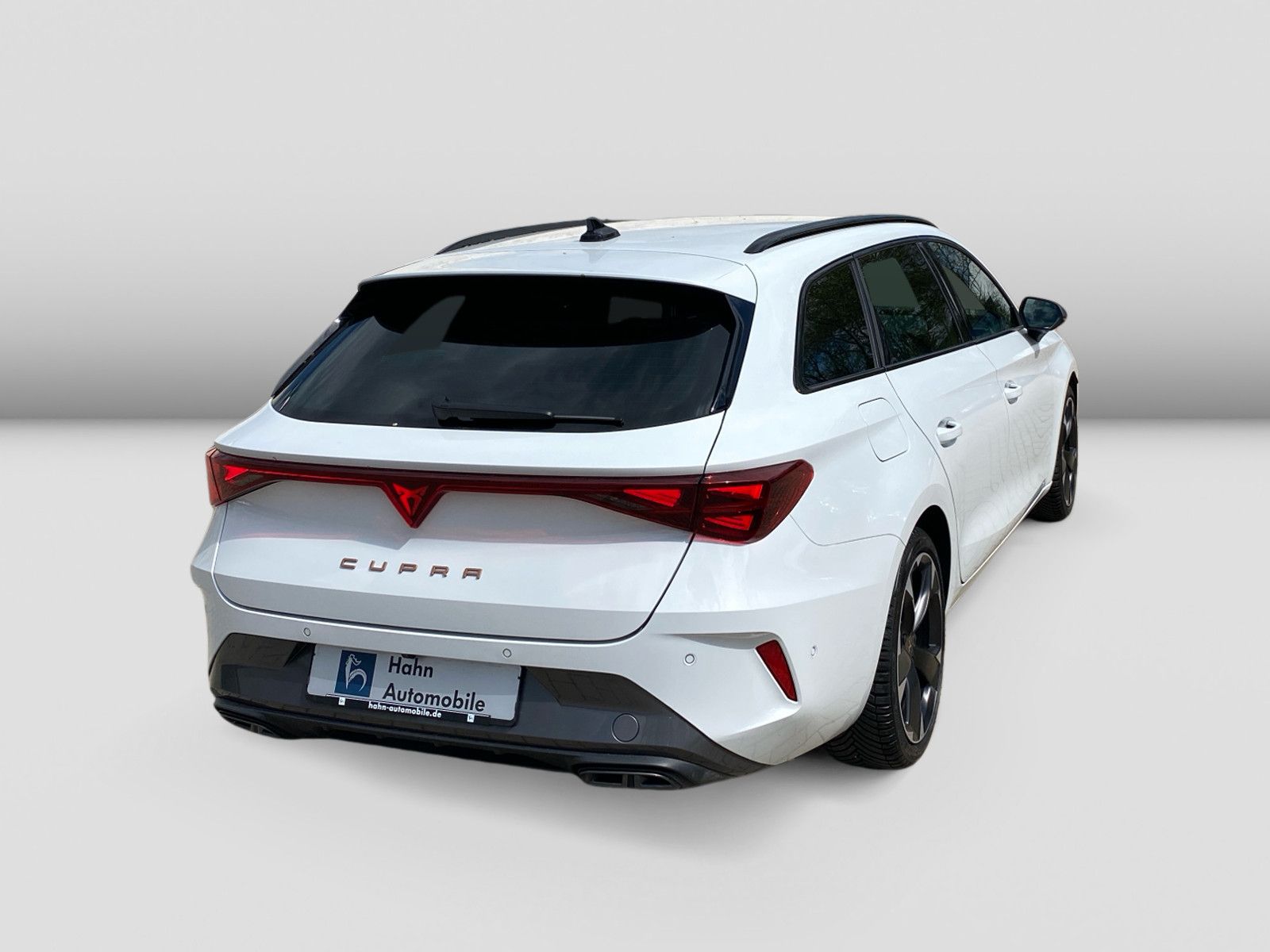 Cupra Leon Sportstourer 1.5eTSI DSG ACC Cam LED Navi foto 4