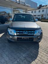 Mitsubishi Pajero 3,2 DI-D 4WD - Mitsubishi Pajero: 4.4