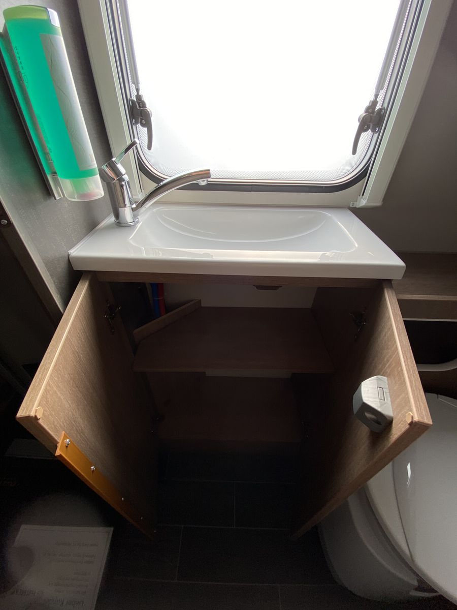 Fahrzeugabbildung Tabbert Senara 400 QD 2.3