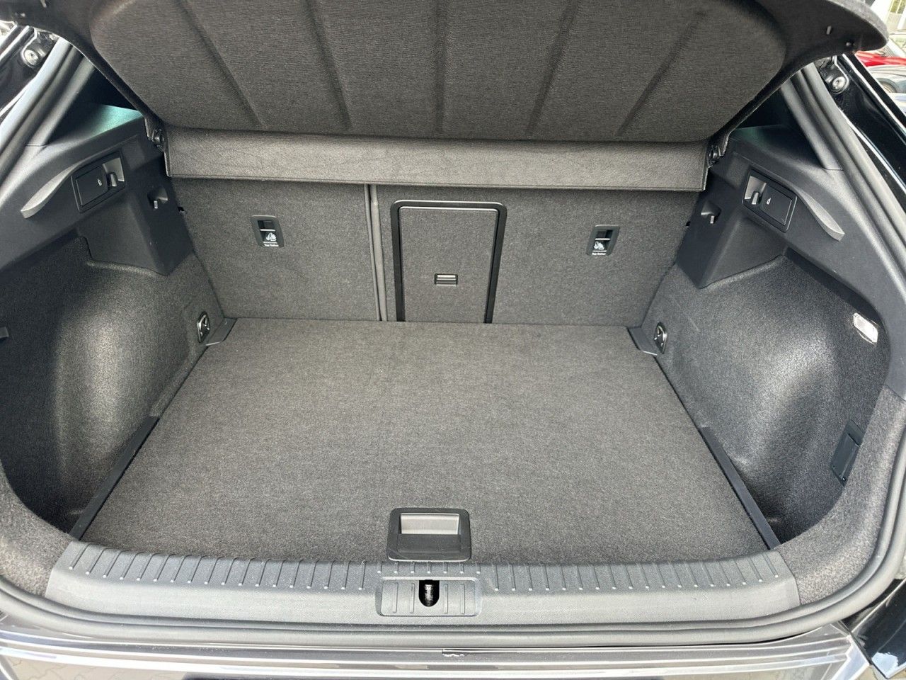 Fahrzeugabbildung CUPRA Formentor VZ 2.0 TSI 4Drive DSG