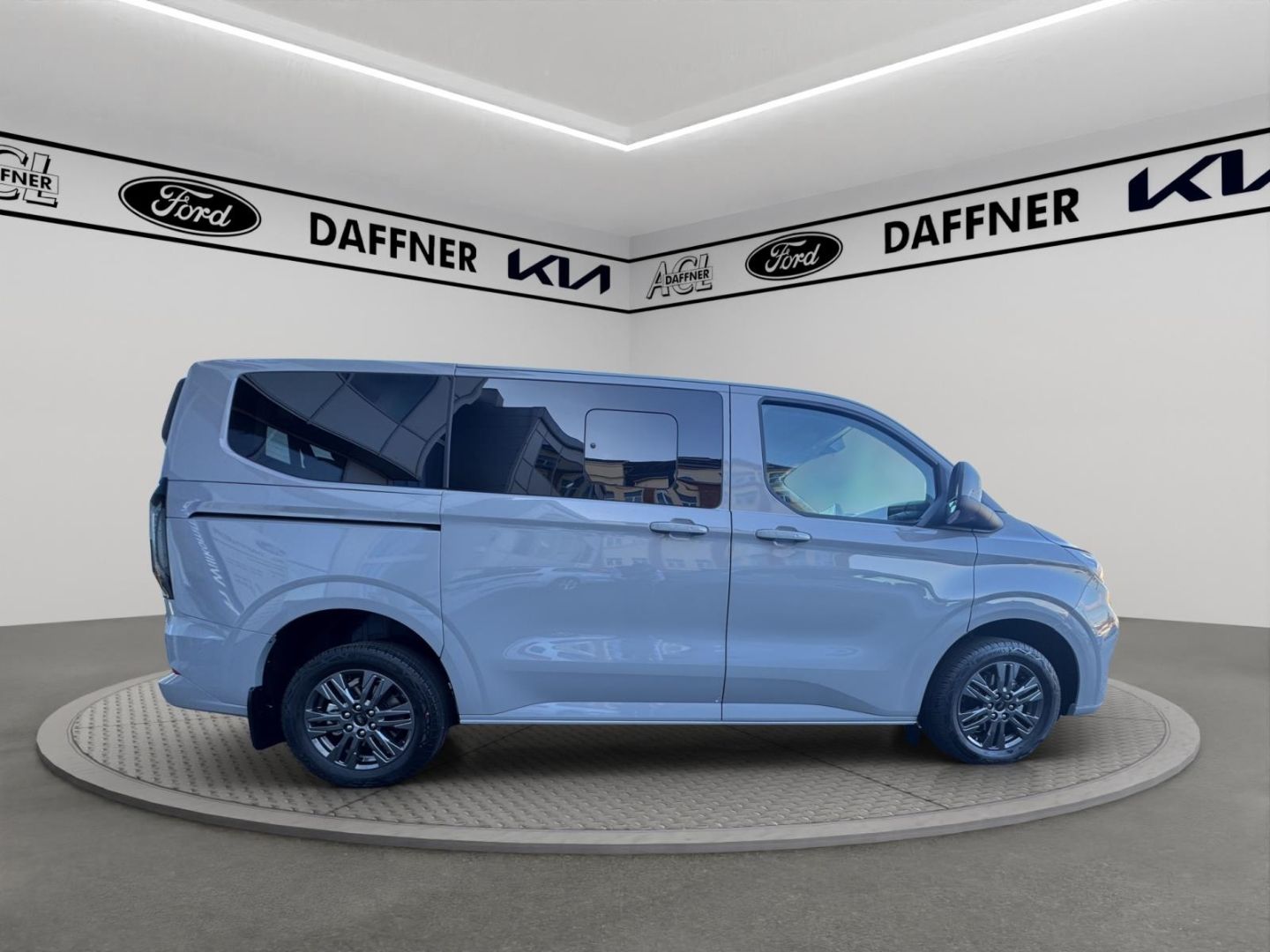 Fahrzeugabbildung Ford Transit Custom Navi LED ACC Klimaautom DAB