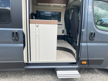 Westfalia Columbus 640 E 140PS 8G Premium Zusatzbett LED