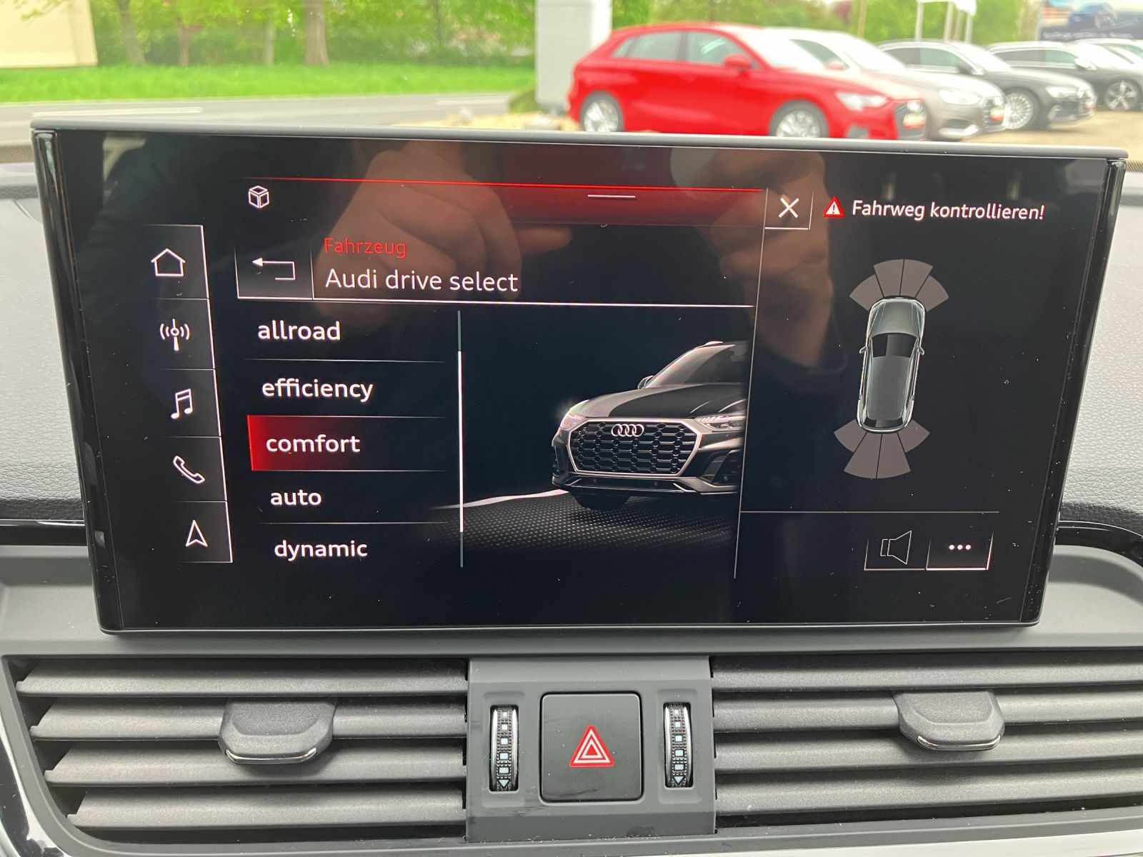 Fahrzeugabbildung Audi Q5 50 TDI quattro S line