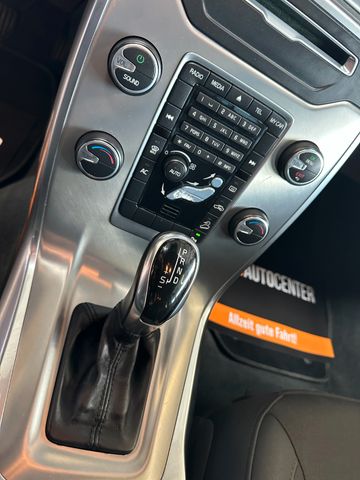 Volvo XC70 Kinetic AWD *Xenon*Elek.Heckkl.*