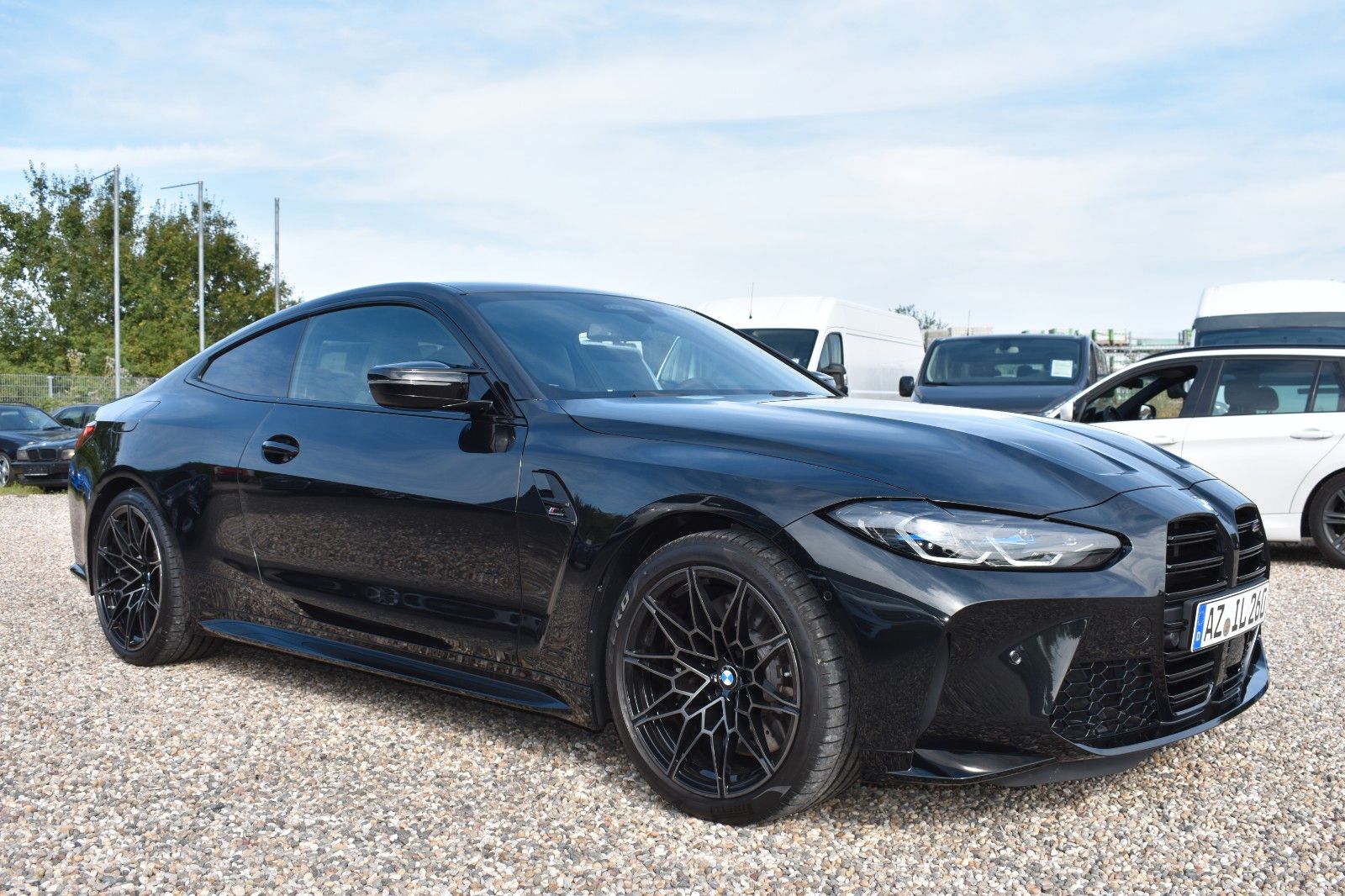 Fahrzeugabbildung BMW M4 Coupe xDrive Competition