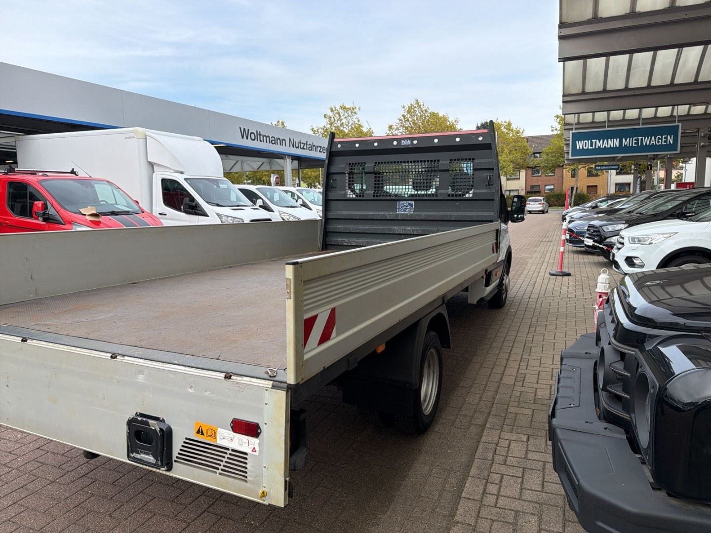 Fahrzeugabbildung Ford Transit Einzelk. Pritsche 350 L4 Trend Zwillingb